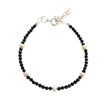 Load image into Gallery viewer, Beaded bracelet with white pearls, faceted black spinel gemstone and sterling silver components