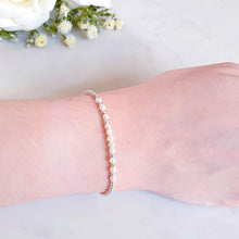 Load image into Gallery viewer, Pearl beads in the centre of round silver beads