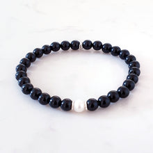 Load image into Gallery viewer, Black Obsidian and Pearl Bracelet Silver, June Birthstone Bracelet Men, Black and White Unisex Bracelet Boyfriend Brother Mum Daughter Son