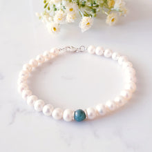 Load image into Gallery viewer, Pearl and Emerald June May Birthstone Bracelet Sterling Silver
